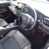 toyota c-hr 2018 quick_quick_DAA-ZYX10_ZYX10-2091862 image 15