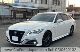 toyota crown 2018 CFJ0699132