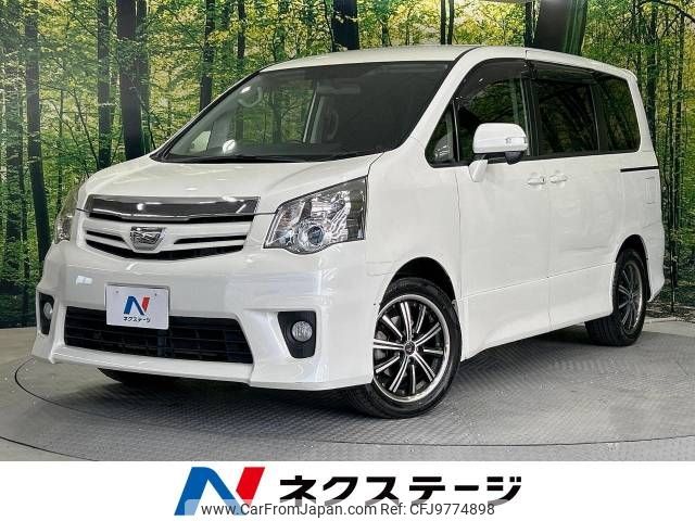 toyota noah 2013 -TOYOTA--Noah DBA-ZRR70W--ZRR70-0567037---TOYOTA--Noah DBA-ZRR70W--ZRR70-0567037- image 1