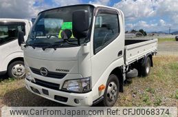 hino dutro 2017 GOO_NET_EXCHANGE_0840186A30240731W001