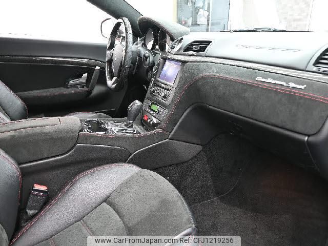 maserati granturismo 2015 quick_quick_ABA-MGTA1_ZAMVL45J000152788 image 2