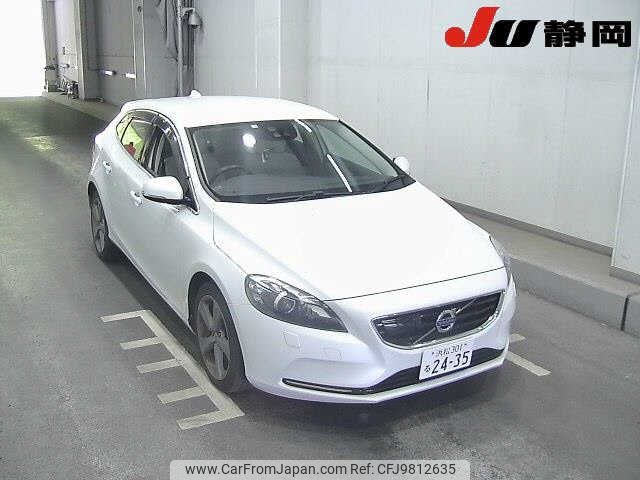 volvo v40 2013 -VOLVO 【浜松 301ﾙ2435】--Volvo V40 YV1MV485BE2089713---VOLVO 【浜松 301ﾙ2435】--Volvo V40 YV1MV485BE2089713- image 1