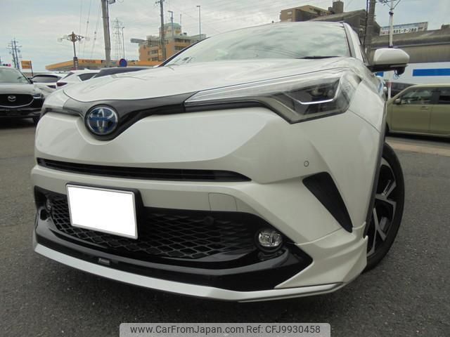 toyota c-hr 2018 quick_quick_DAA-ZYX10_ZYX10-2138694 image 1