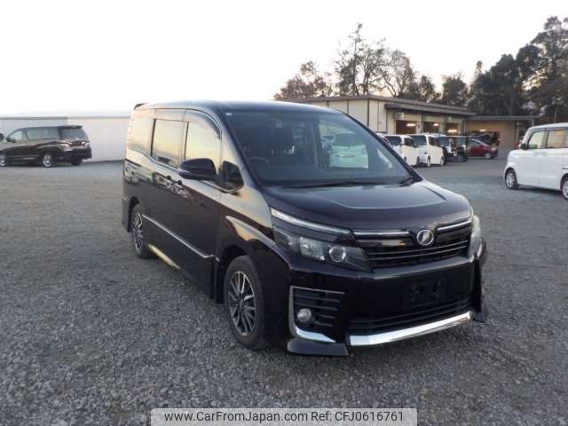 toyota voxy 2014 -TOYOTA--Voxy DBA-ZRR80W--ZRR80-0064799---TOYOTA--Voxy DBA-ZRR80W--ZRR80-0064799- image 1