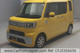 toyota pixis-mega 2015 -TOYOTA--Pixis Mega LA700A-0000810---TOYOTA--Pixis Mega LA700A-0000810-