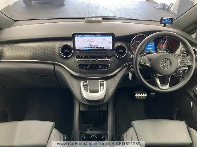 mercedes-benz v-class 2023 CFJ1821289 image 2