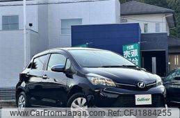 toyota vitz 2015 CFJ1884255