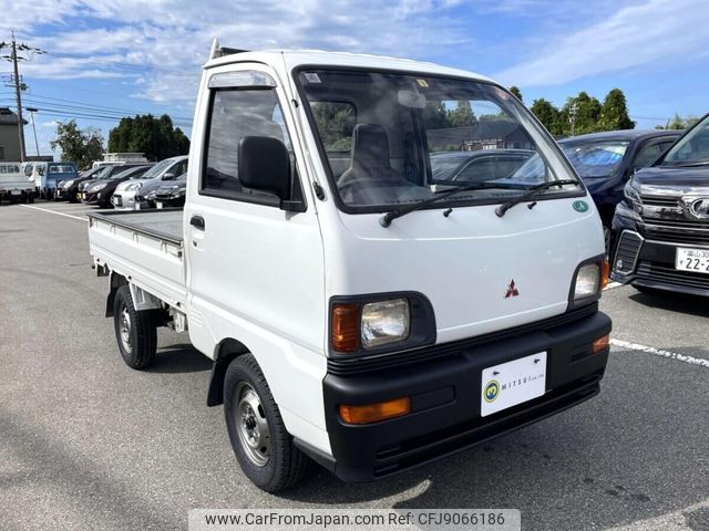 mitsubishi minicab-truck 1995 Mitsuicoltd_MBMT0310803R0510 image 2