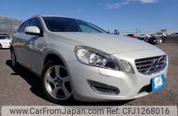 volvo v60 undefined 3282185-N2024090147A-10
