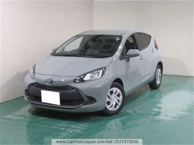 toyota aqua 2022 CFJ1575930 image 1