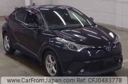 toyota c-hr 2017 quick_quick_DAA-ZYX10_ZYX10-2070808