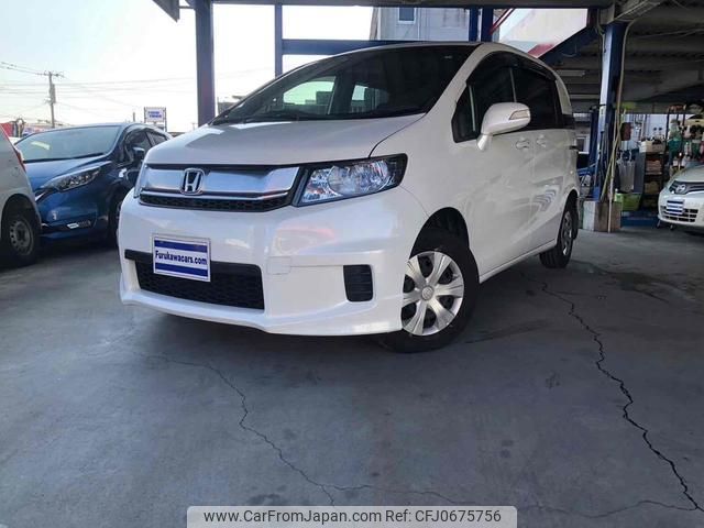 honda freed-spike 2015 GOO_JP_700110115730250123002 image 1