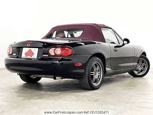 mazda roadster 2003 504928-929678 image 2