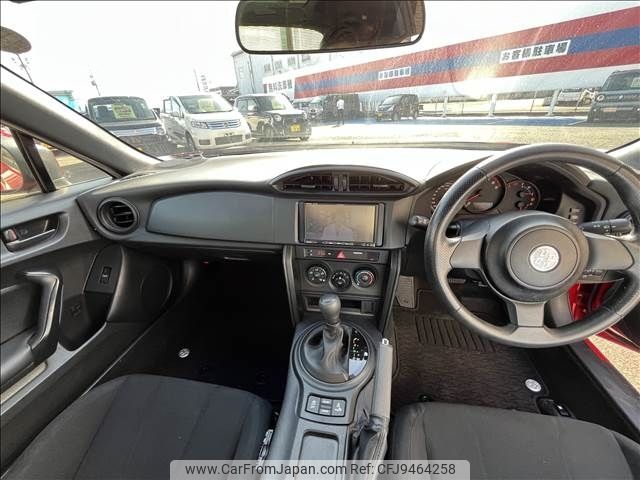 toyota 86 2018 -TOYOTA--86 DBA-ZN6--ZN6-084001---TOYOTA--86 DBA-ZN6--ZN6-084001- image 2