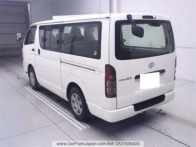 toyota regiusace-van 2013 CFJ1536420 image 2