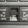 toyota voxy 2017 CFJ1672484 image 3
