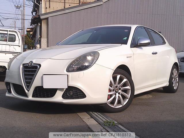 alfa-romeo giulietta 2012 CFJ1810312 image 1