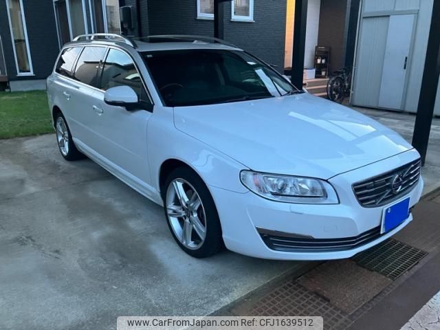 volvo v70 2016 CFJ1639512 image 1