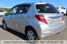 toyota vitz 2015 NIKYO_CY96989