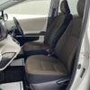 toyota sienta 2016 -TOYOTA--Sienta DBA-NSP170G--NSP170-7024364---TOYOTA--Sienta DBA-NSP170G--NSP170-7024364- image 24