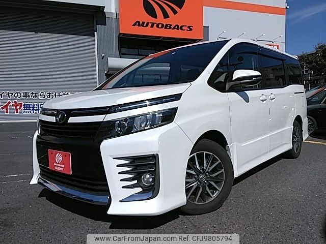 toyota voxy 2014 -TOYOTA--Voxy DBA-ZRR80W--ZRR80-0011333---TOYOTA--Voxy DBA-ZRR80W--ZRR80-0011333- image 1