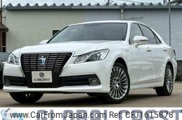toyota crown-hybrid 2014 CFJ1615878