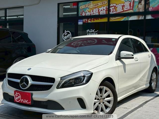 mercedes-benz a-class 2017 CFJ1612775 image 1