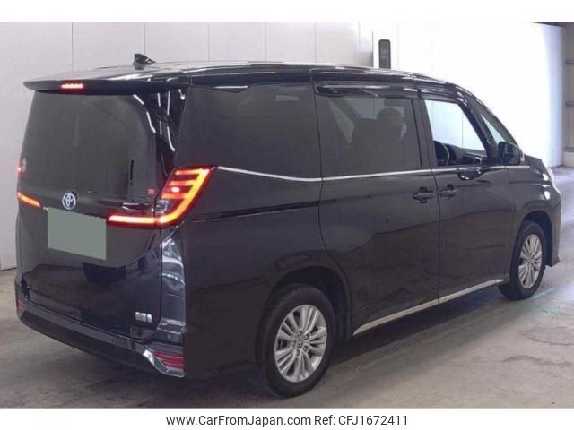 toyota noah 2023 CFJ1672411 image 2