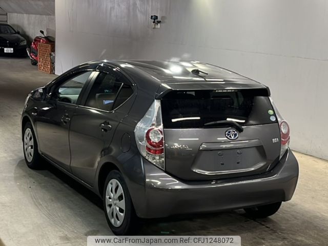 toyota aqua 2014 -TOYOTA--AQUA NHP10-6316729---TOYOTA--AQUA NHP10-6316729- image 2