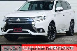 mitsubishi outlander-phev 2018 CFJ1821974