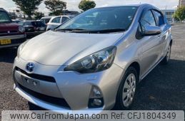 toyota aqua 2012 CFJ1804349