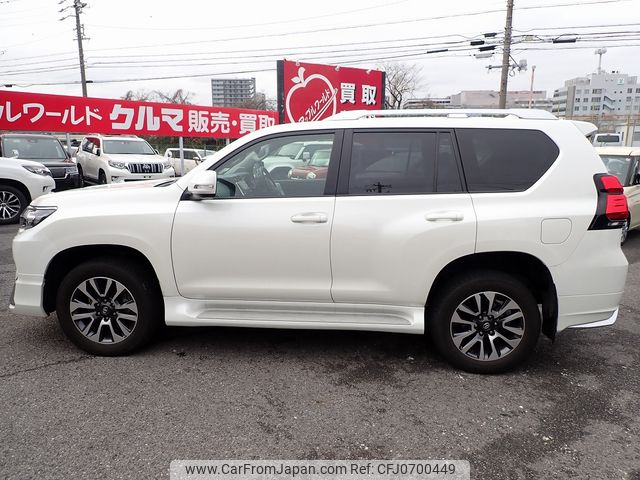 toyota land-cruiser-prado 2022 25521705 image 2