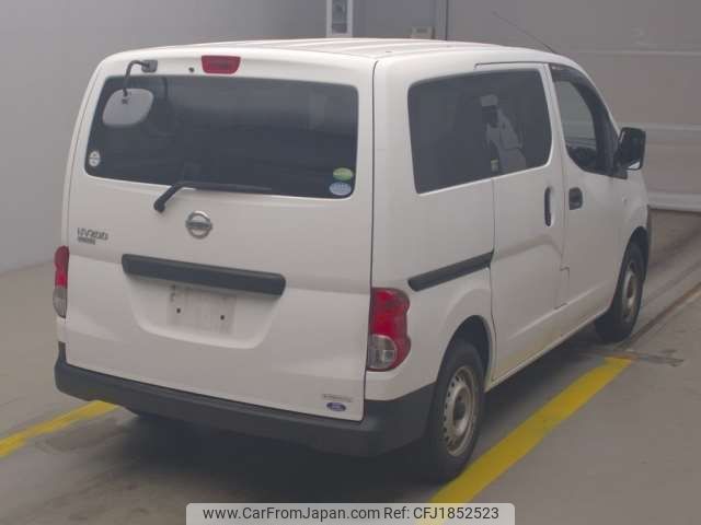 nissan nv200-vanette 2017 CFJ1852523 image 2
