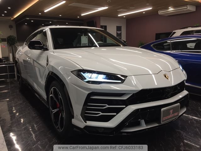 lamborghini urus 2020 AUTOSERVER_15_5121_1821 image 1