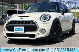 mini mini-others 2018 quick_quick_DBA-XU20M_WMWXU92060TE40727