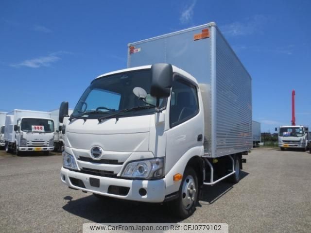 hino dutro 2021 CFJ0779102 image 2