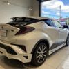 toyota c-hr 2017 quick_quick_ZYX10_2050355 image 2