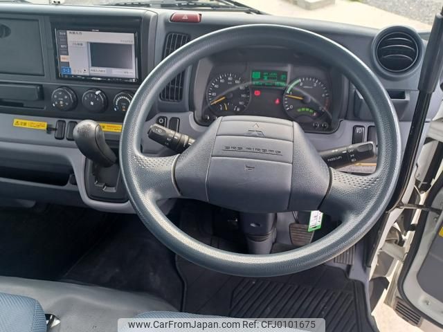 mitsubishi-fuso canter 2015 GOO_NET_EXCHANGE_0401987A30240810W001 image 2