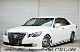 toyota crown-majesta 2013 -TOYOTA--Crown Majesta DAA-GWS214--GWS214-6001640---TOYOTA--Crown Majesta DAA-GWS214--GWS214-6001640-