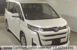 toyota noah 2022 -TOYOTA--Noah MZRA95W--0005305---TOYOTA--Noah MZRA95W--0005305-