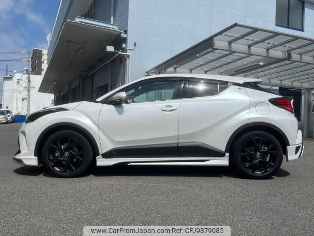 toyota c-hr 2022 quick_quick_6AA-ZYX11_ZYX11-2056361 image 2