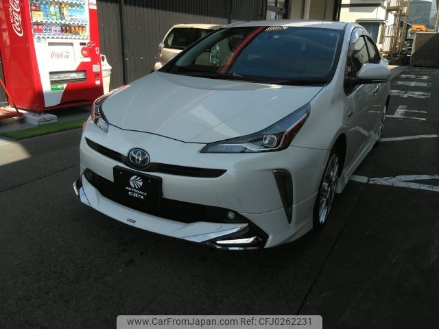 toyota prius 2019 -TOYOTA--Prius DAA-ZVW55--ZVW55-6006687---TOYOTA--Prius DAA-ZVW55--ZVW55-6006687- image 1