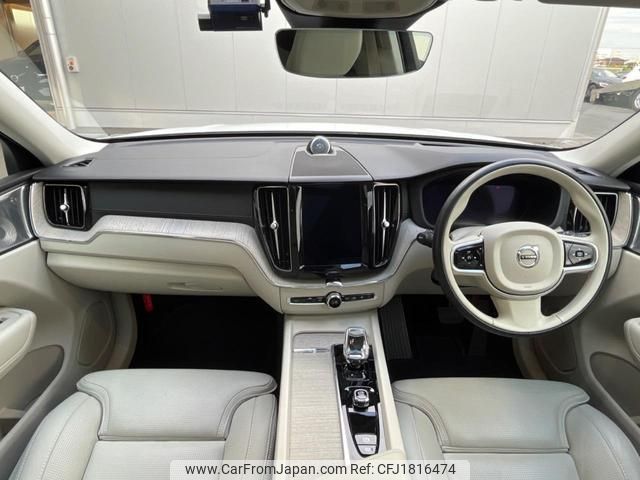 volvo xc60 2023 CFJ1816474 image 2