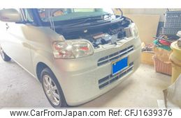 daihatsu tanto 2010 CFJ1639376