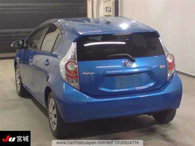 toyota aqua 2014 -TOYOTA--AQUA NHP10-2310752---TOYOTA--AQUA NHP10-2310752- image 2