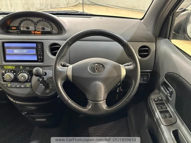 toyota sienta 2012 CFJ1839653 image 2