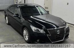 toyota crown 2013 CFJ1437287