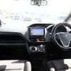 toyota voxy 2017 CFJ1745436 image 4