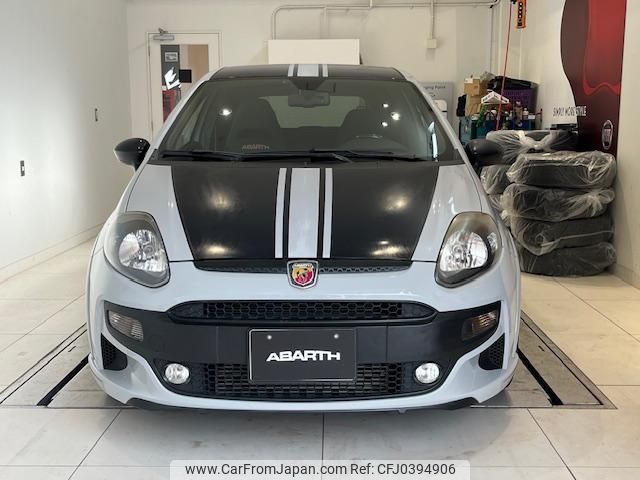 abarth abarth-others 2013 quick_quick_199145_ZFA19900000923057 image 2