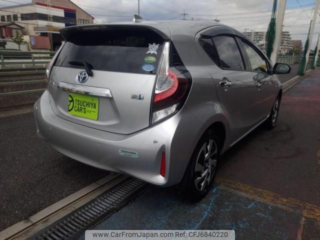 toyota aqua 2020 CFJ6840220 image 2